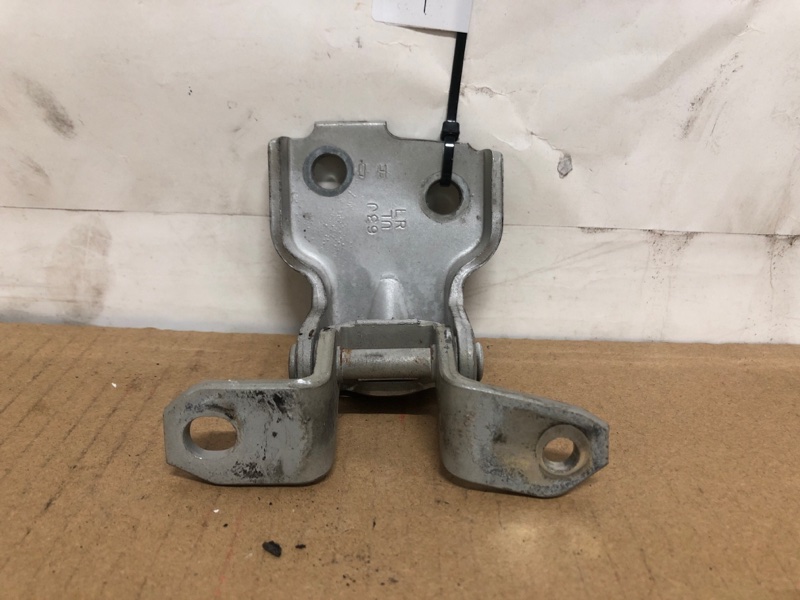 Петля двери верхняя передняя левая SX4 06-13 2008 Седан J20A