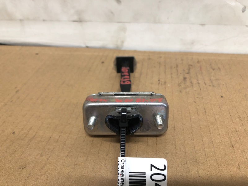 Ограничитель двери передний правый Q50 20- 2021 Седан 3.0 VR30DDTT