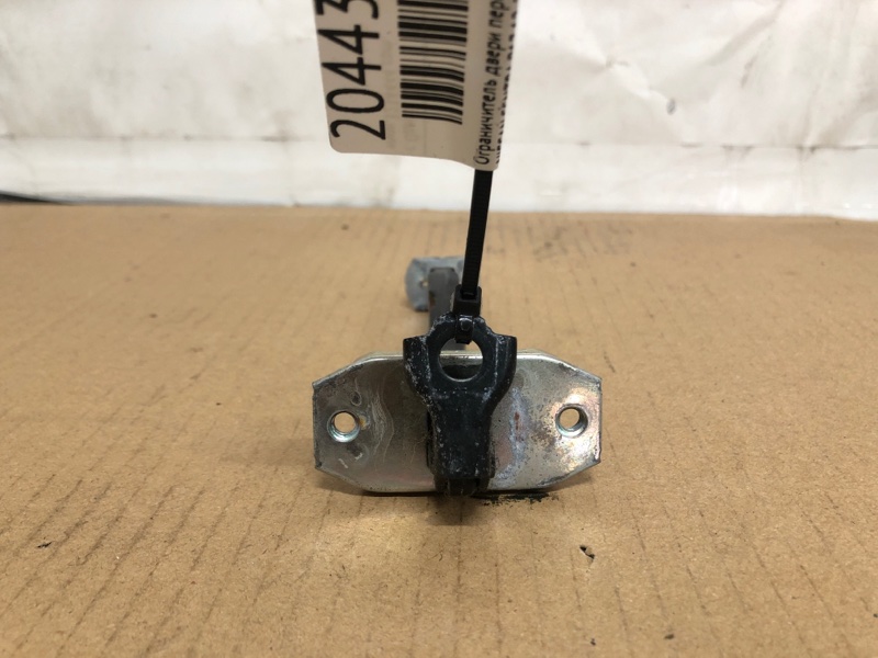 Ограничитель двери передний правый SENTRA B17 12-21 2014 Седан 1.8