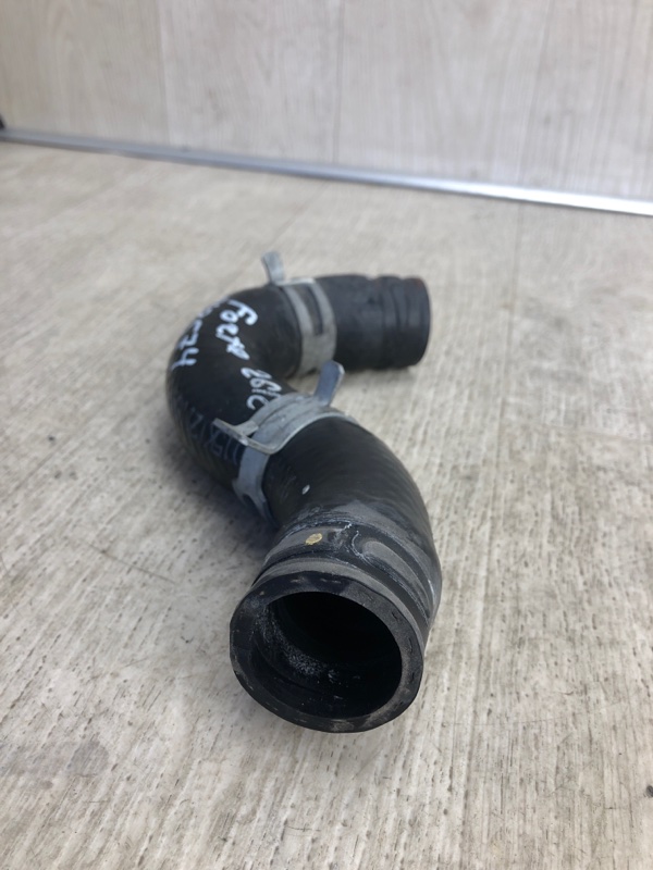 Патрубок системы охлаждения KIA FORTE YD 12- YD 1.8 G4NB