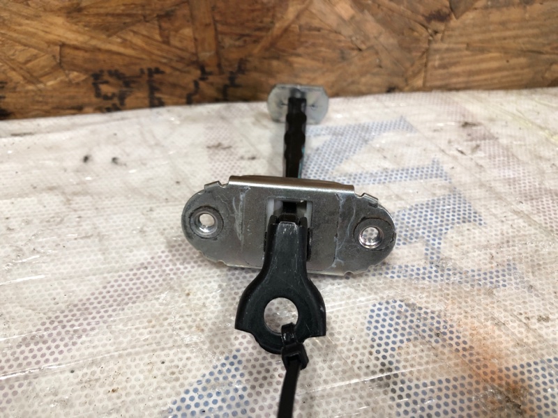 Ограничитель двери передний правый NV200 USA 13- 2017 Минивэн 2.0L 4