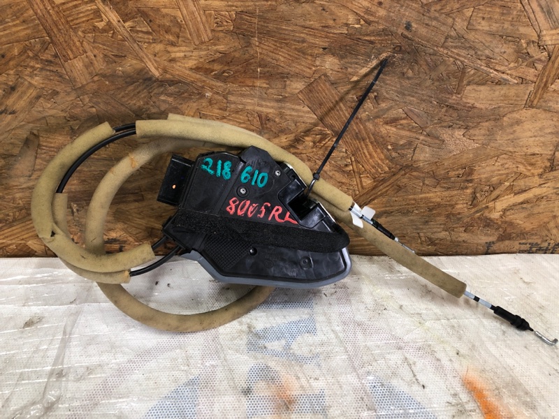 Замок двери передний левый NISSAN NV200 USA 13- 2017 Минивэн 2.0L 4 80501-3LM0B Б/У