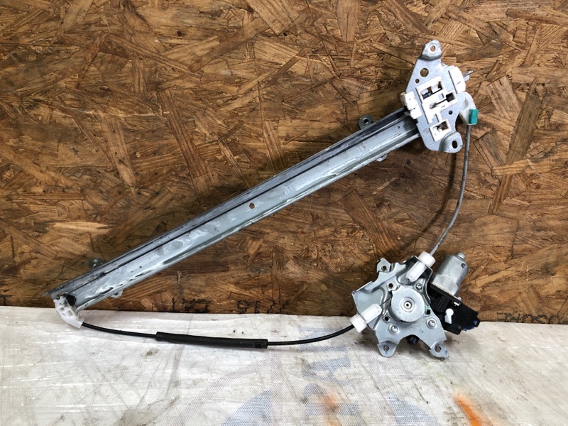 Стеклоподъемник передний правый NISSAN NV200 USA 13- Минивэн 2.0L 4