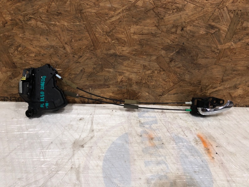 Запчасть замок двери передний левый TOYOTA CAMRY 40 06-11 2009 Седан 2.4 2AZFXE 69040-06180 Б/У Замок двери передний левый TOYOTA CAMRY 40 06-11 2009 Седан 2.4 2AZFXE 69040-06180 Б/У