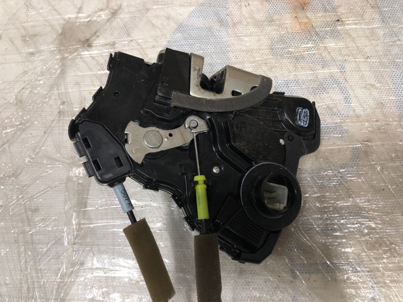 Замок двери передний левый CAMRY 40 06-11 2009 Седан 2.4 2AZFXE Замок двери передний левый CAMRY 40 06-11 2009 Седан 2.4 2AZFXE