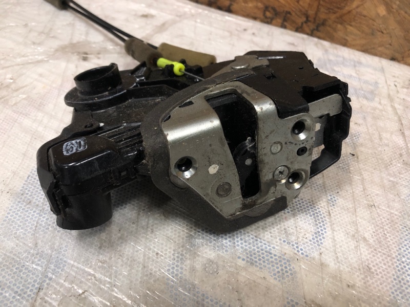 Замок двери передний левый CAMRY 40 06-11 2009 Седан 2.4 2AZFXE Замок двери передний левый CAMRY 40 06-11 2009 Седан 2.4 2AZFXE