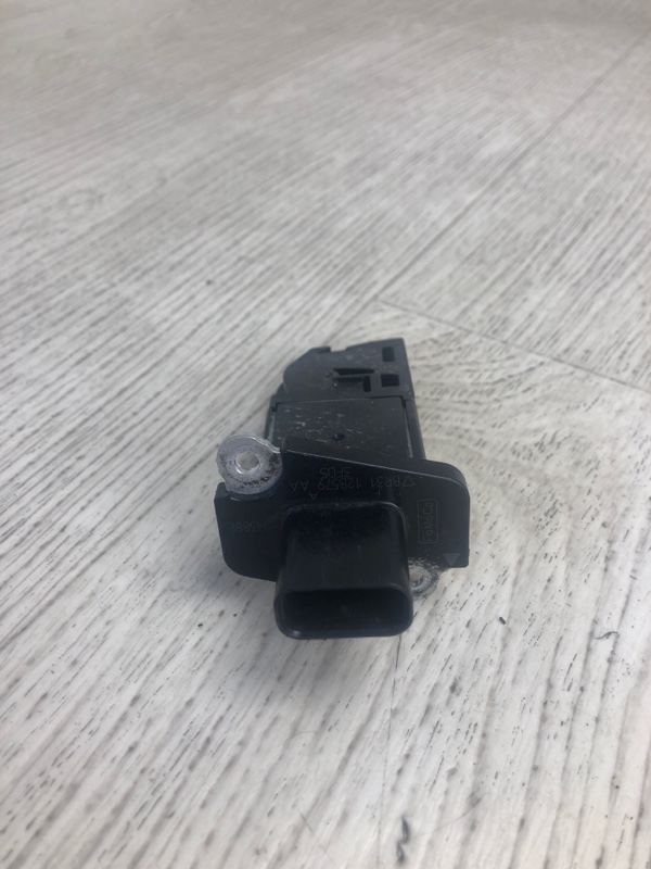 Расходомер воздуха FORD FLEX 08-19 TP3 3.5 PDED