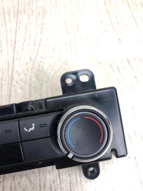 Блок управления печкой задний FLEX 08-19 2013 TP3 3.5 PDED Блок управления печкой задний FLEX 08-19 2013 TP3 3.5 PDED