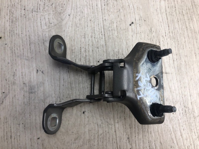 Петля крышки багажника правая FORD FLEX 08-19 2013 TP3 3.5 PDED 8A8Z-7442900-A Б/У