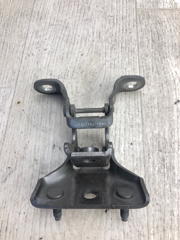 Петля крышки багажника правая FORD FLEX 08-19 TP3 3.5 PDED