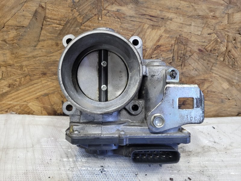 Дроссельная заслонка MAZDA 3 BM 13-19 2016 Седан 2.0L 4 PE01-13-640B Б/У