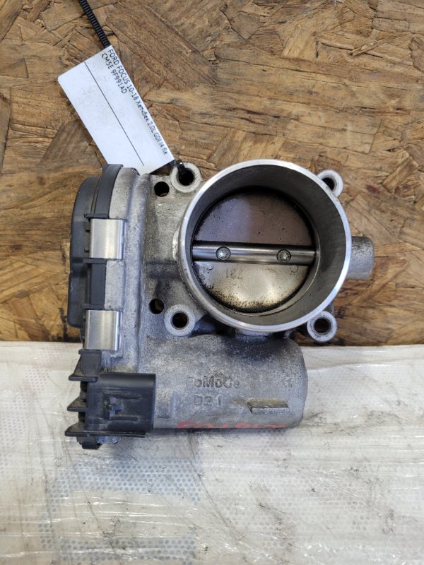 Запчасть дроссельная заслонка FORD FOCUS 10-18 2012 Хетчбек 2.0L GDI I4 flex fuel engine CP9Z-9E92-6A Б/У Дроссельная заслонка FORD FOCUS 10-18 2012 Хетчбек 2.0L GDI I4 flex fuel engine CP9Z-9E92-6A Б/У