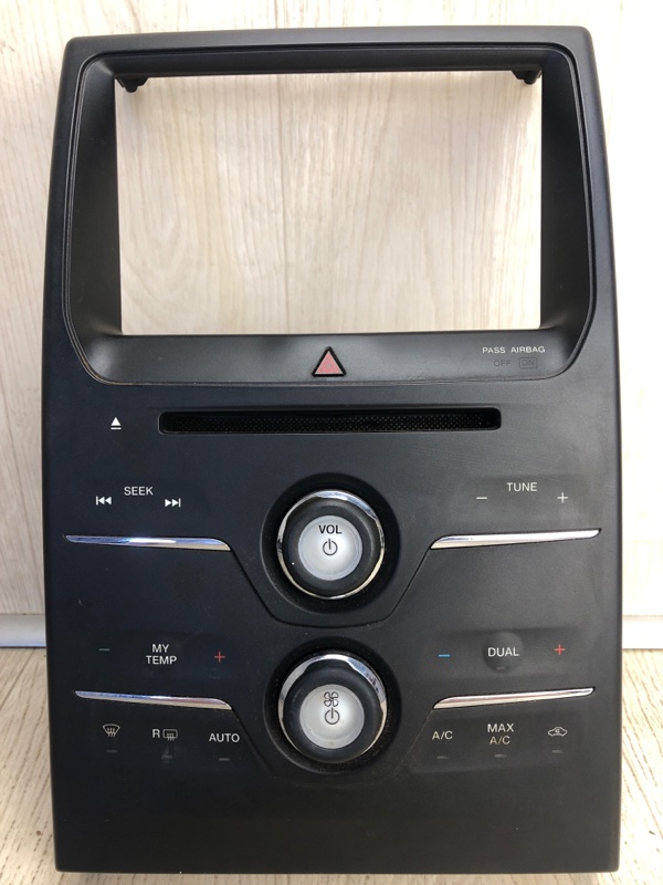 Блок управления мультимедиа FLEX 08-19 2013 TP3 3.5 PDED