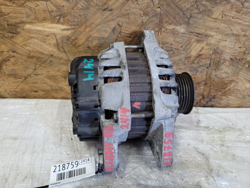Генератор HYUNDAI ACCENT RB 10- 2011 1.6L 4 37300-2B300 Б/У