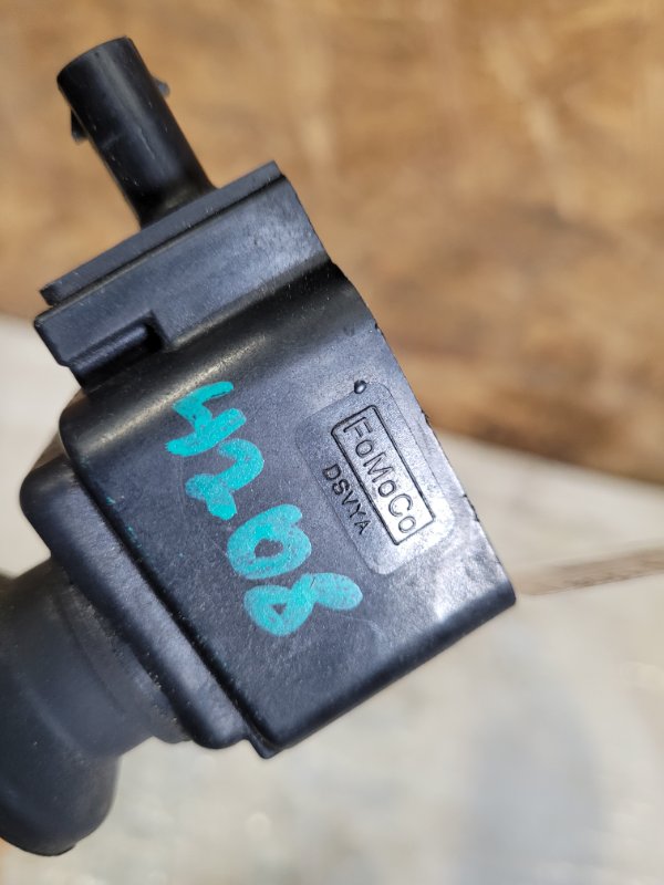 Катушка зажигания FOCUS 10-18 2012 Хетчбек 2.0L GDI I4 flex fuel engine Катушка зажигания FOCUS 10-18 2012 Хетчбек 2.0L GDI I4 flex fuel engine