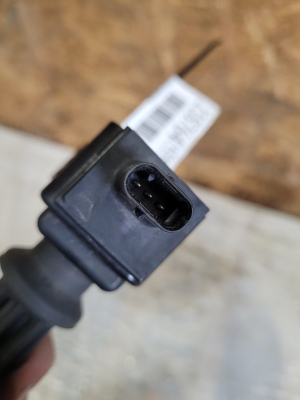 Катушка зажигания FOCUS 10-18 2012 Хетчбек 2.0L GDI I4 flex fuel engine Катушка зажигания FOCUS 10-18 2012 Хетчбек 2.0L GDI I4 flex fuel engine