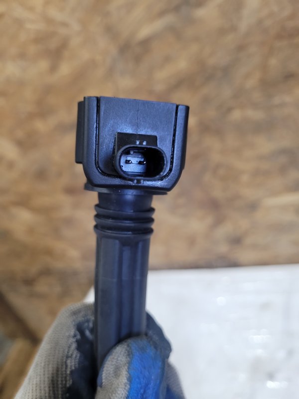 Катушка зажигания CHEROKEE 14- 2017 Wagon 2.4L I4 FI DOHC 16V NF4 Катушка зажигания CHEROKEE 14- 2017 Wagon 2.4L I4 FI DOHC 16V NF4