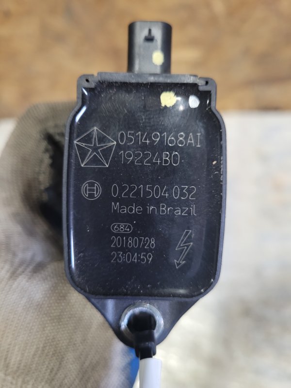 Катушка зажигания JEEP CHEROKEE 14- 3.2L 6 Катушка зажигания JEEP CHEROKEE 14- 3.2L 6