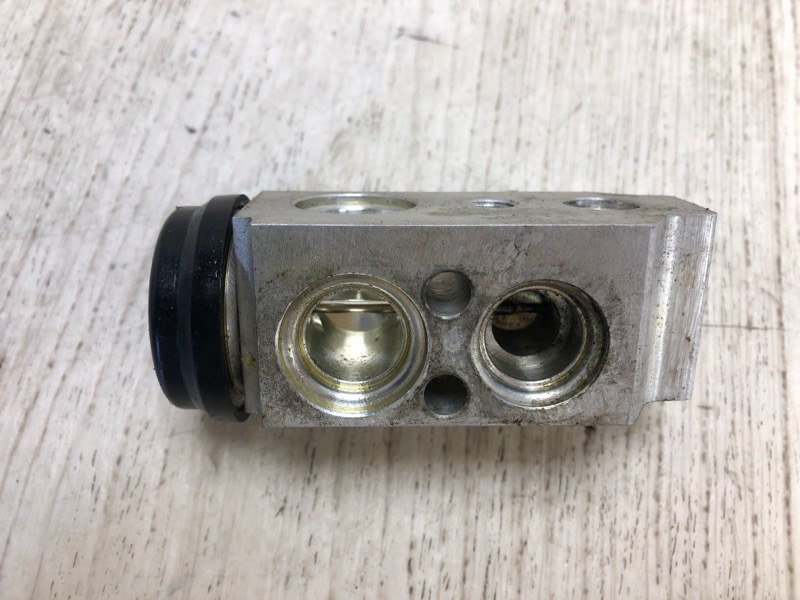 Клапан кондиционера FORTE/CERATO TD 08-13 2010 TD 2.0 G4KD