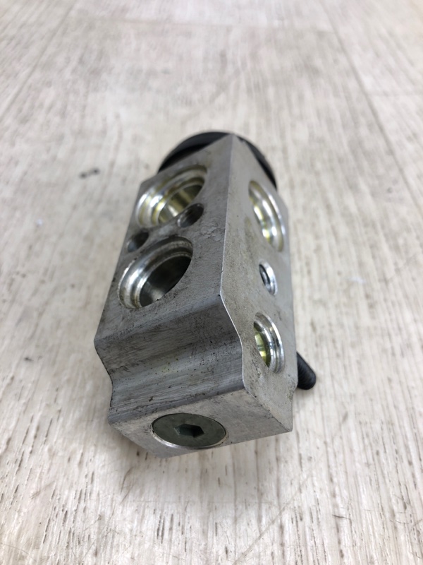 Клапан кондиционера FORTE/CERATO TD 08-13 2010 TD 2.0 G4KD