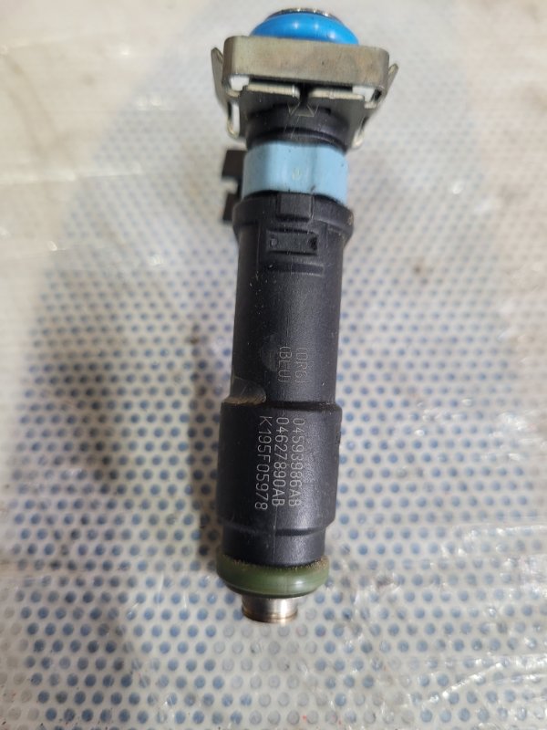 Форсунка топливная RENEGADE (BU) 14- 2020 Wagon 2.4L I4 ZERO EVAP M-AIR Форсунка топливная RENEGADE (BU) 14- 2020 Wagon 2.4L I4 ZERO EVAP M-AIR