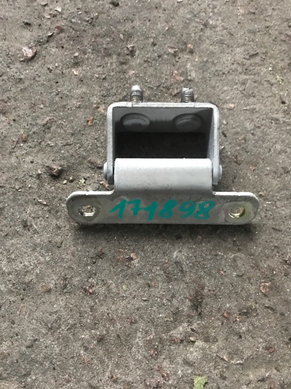 Петля крышки багажника правая TUCSON 04-10 2004 JM 2.7 G6BA Петля крышки багажника правая TUCSON 04-10 2004 JM 2.7 G6BA