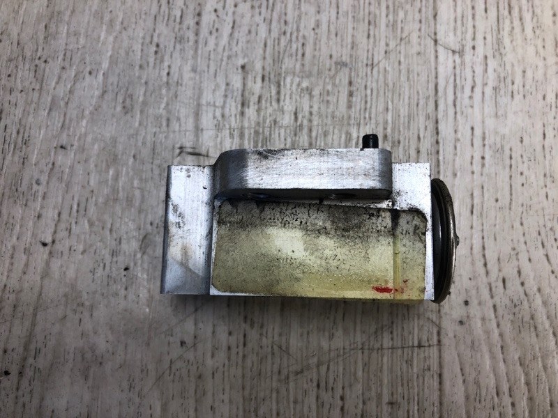 Клапан кондиционера JETTA USA 10-17 2011 162 CBTA 2.5L