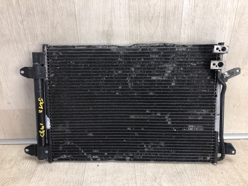 Радиатор кондиционера VOLKSWAGEN JETTA USA 10-17 2011 162 CBTA 2.5L 5C0 820 411 F Б/У