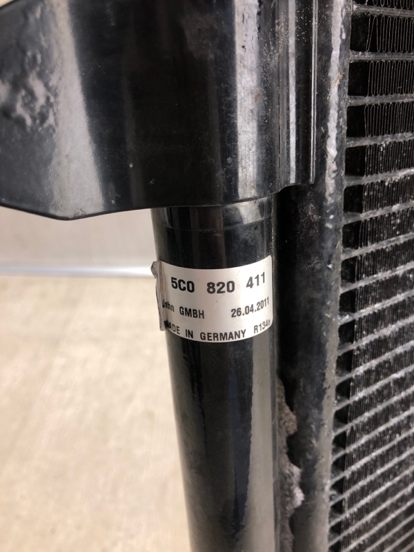 Радиатор кондиционера JETTA USA 10-17 2011 162 CBTA 2.5L