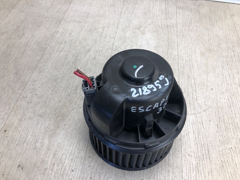 Моторчик печки ESCAPE 12-19 2012 TM2 2.0 HDTX