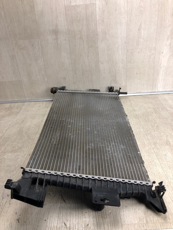 Радиатор основной FOCUS 10-18 2011 BK 2.0 XQDA