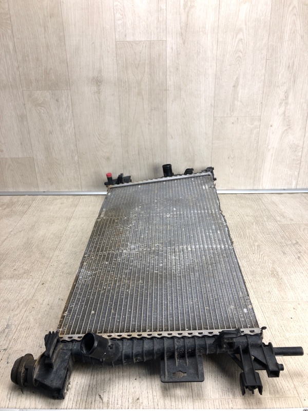 Радиатор основной FOCUS 10-18 2011 BK 2.0 XQDA