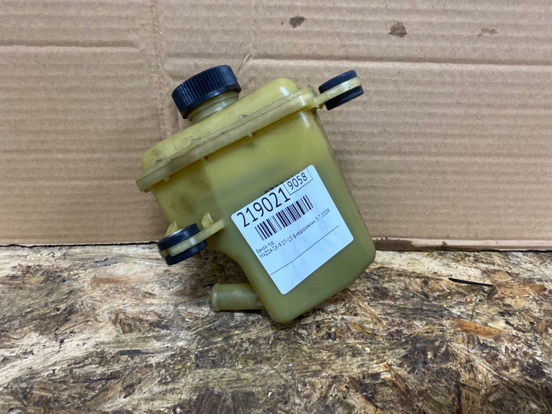 Запчасть бачок гур MAZDA CX-9 06-16 2008 Внедорожник 3.7 L206-32-690A Б/У Бачок ГУР MAZDA CX-9 06-16 2008 Внедорожник 3.7 L206-32-690A Б/У