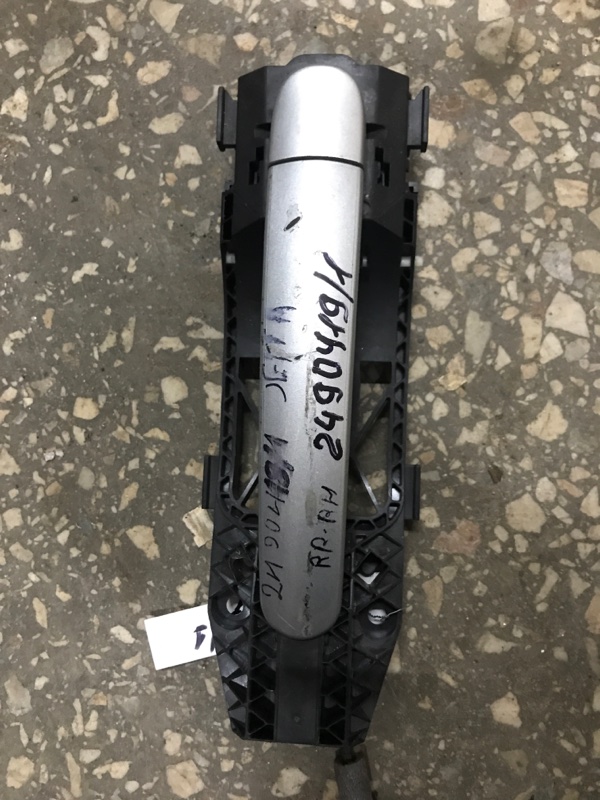 Ручка двери наружная задняя правая VOLKSWAGEN JETTA USA 10-17 5N0 837 205 M GRU Б/У