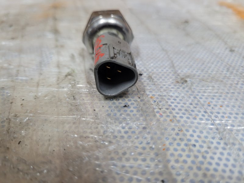 Датчик давления топлива FOCUS 10-18 2013 Хетчбек 2.0 C20HDEX Датчик давления топлива FOCUS 10-18 2013 Хетчбек 2.0 C20HDEX