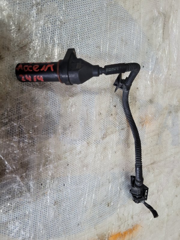 Датчик положения коленвала HYUNDAI ACCENT RB 10- 2011 1.6L 4 39180-2B000 Б/У