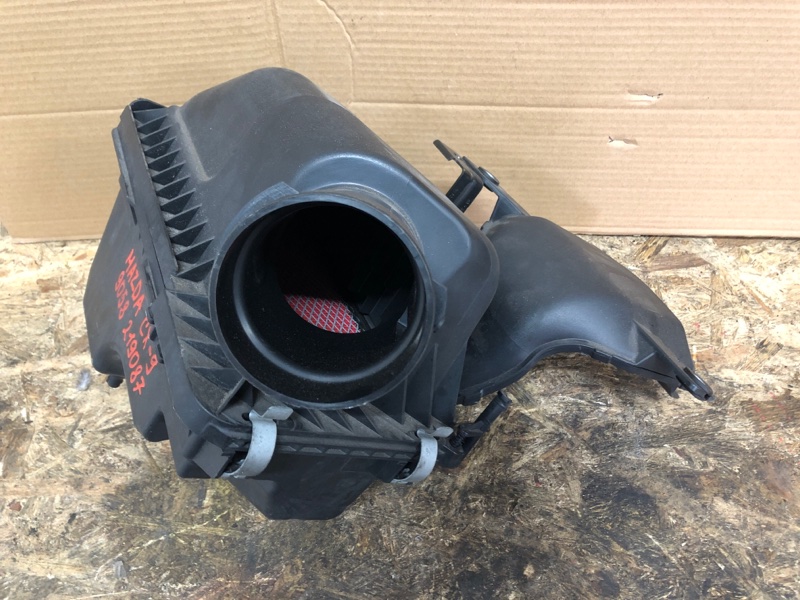 Корпус воздушного фильтра CX-9 06-16 2008 Внедорожник 3.7 Корпус воздушного фильтра CX-9 06-16 2008 Внедорожник 3.7