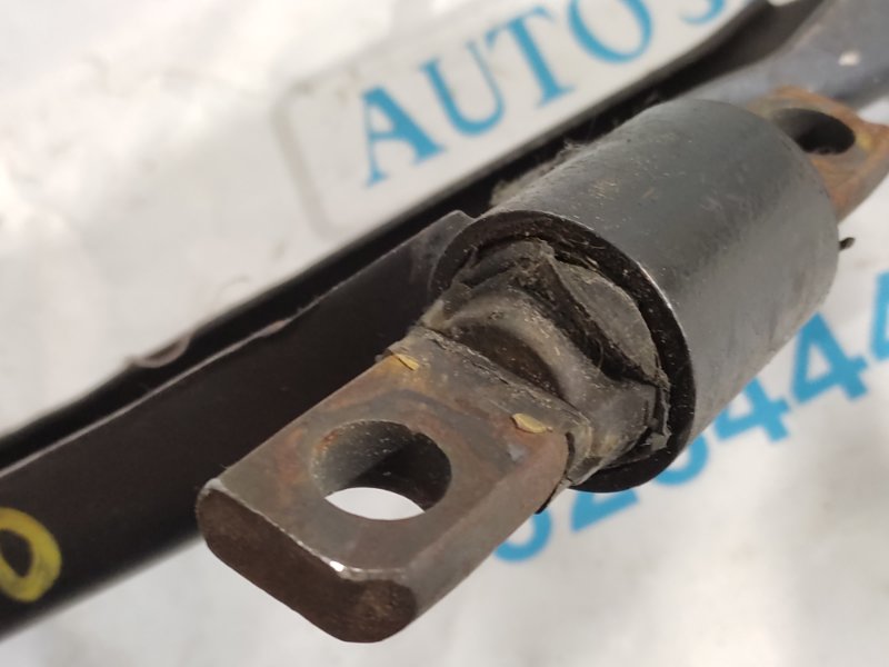 Рычаг передней подвески нижний левый NISSAN ROGUE 08-15 2.5 QR25DE