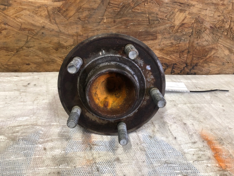 Ступица задняя правая FORD FOCUS 10-18 2013 Хетчбек 2.0 C20HDEX BV6Z-1104-B Б/У