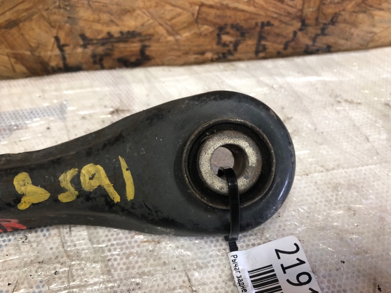 Рычаг задней подвески поперечный нижний задний правый FOCUS 10-18 2013 Хетчбек 2.0 C20HDEX Рычаг задней подвески поперечный нижний задний правый FOCUS 10-18 2013 Хетчбек 2.0 C20HDEX