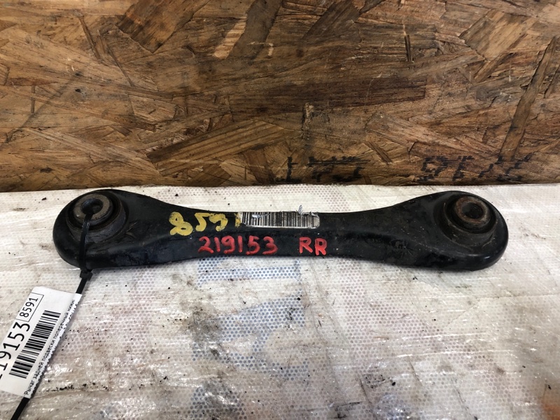 Запчасть рычаг задней подвески поперечный нижний задний правый FORD FOCUS 10-18 2013 Хетчбек 2.0 C20HDEX BV6Z-5500-D Б/У Рычаг задней подвески поперечный нижний задний правый FORD FOCUS 10-18 2013 Хетчбек 2.0 C20HDEX BV6Z-5500-D Б/У