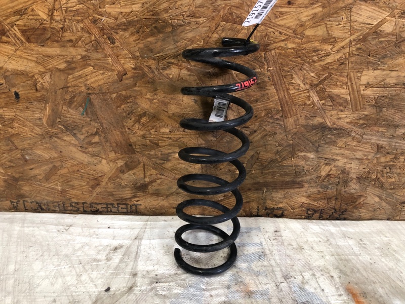 Пружина задней подвески задняя правая FORD FOCUS 10-18 2013 Хетчбек 2.0 C20HDEX CV6Z-5560-B Б/У