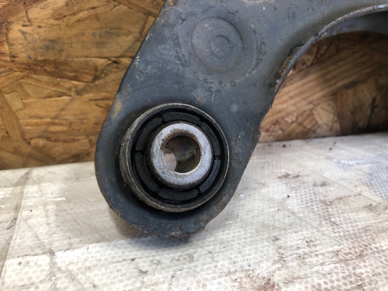 Рычаг задней подвески поперечный верхний задний левый FOCUS 10-18 2013 Хетчбек 2.0 C20HDEX