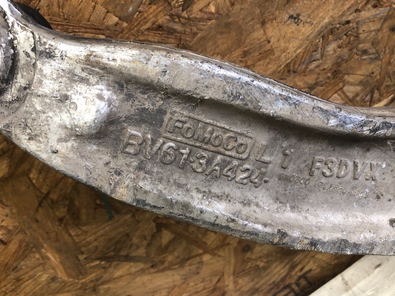 Рычаг передней подвески нижний передний левый FOCUS 10-18 2013 Хетчбек 2.0 C20HDEX