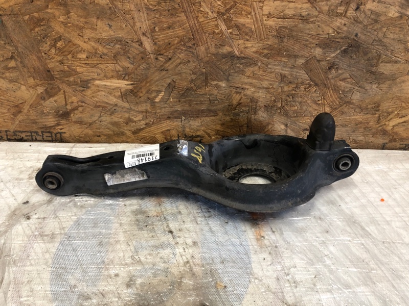 Рычаг задней подвески поперечный нижний задний левый FOCUS 10-18 2013 Хетчбек 2.0 C20HDEX