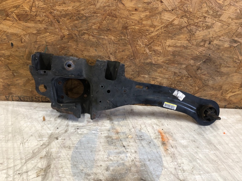 Рычаг задней подвески продольный задний правый FORD FOCUS 10-18 Хетчбек 2.0 C20HDEX