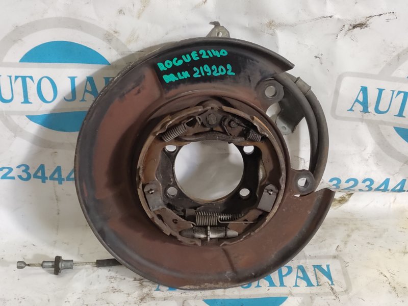 Тормозной механизм задний левый NISSAN ROGUE 08-15 2011 2.5 QR25DE 44010-ET01A Б/У