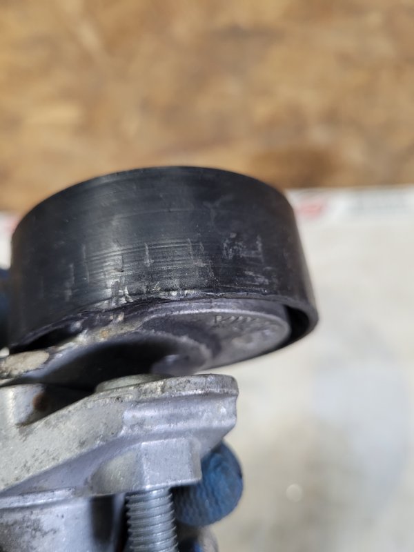 Натяжитель ремня генератора JETTA USA 10-17 2017 Седан 1.4L TSI I-4 Turbocharged