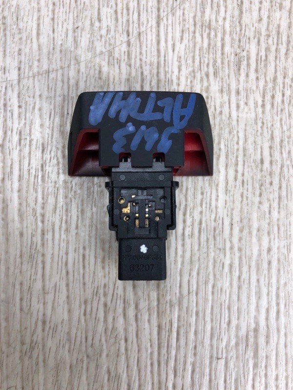 Кнопка аварийной сигнализации ALTIMA L33 12-18 2015 L33 2.5 QR25DE