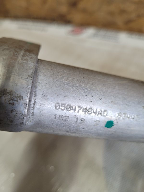 Патрубок системы охлаждения RENEGADE (BU) 14- 2020 Wagon 2.4L I4 ZERO EVAP M-AIR Патрубок системы охлаждения RENEGADE (BU) 14- 2020 Wagon 2.4L I4 ZERO EVAP M-AIR